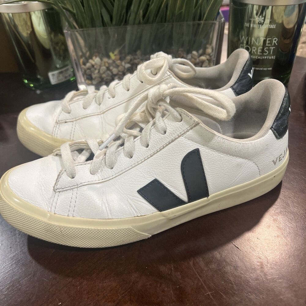 Veja Esplar Mens Size 8 EU 39 Lace Up Low Top Casual Shoes Leather White Black